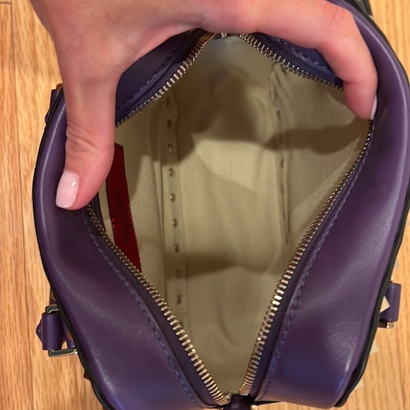 Authentic!!! Valentino Garavani Rockstud Crossbody Bag!!!! - Picture 6 of 7
